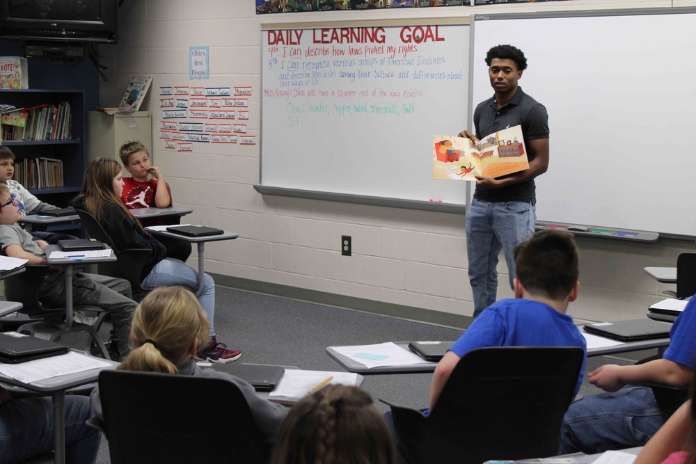 ACS celebrates National Reading Day