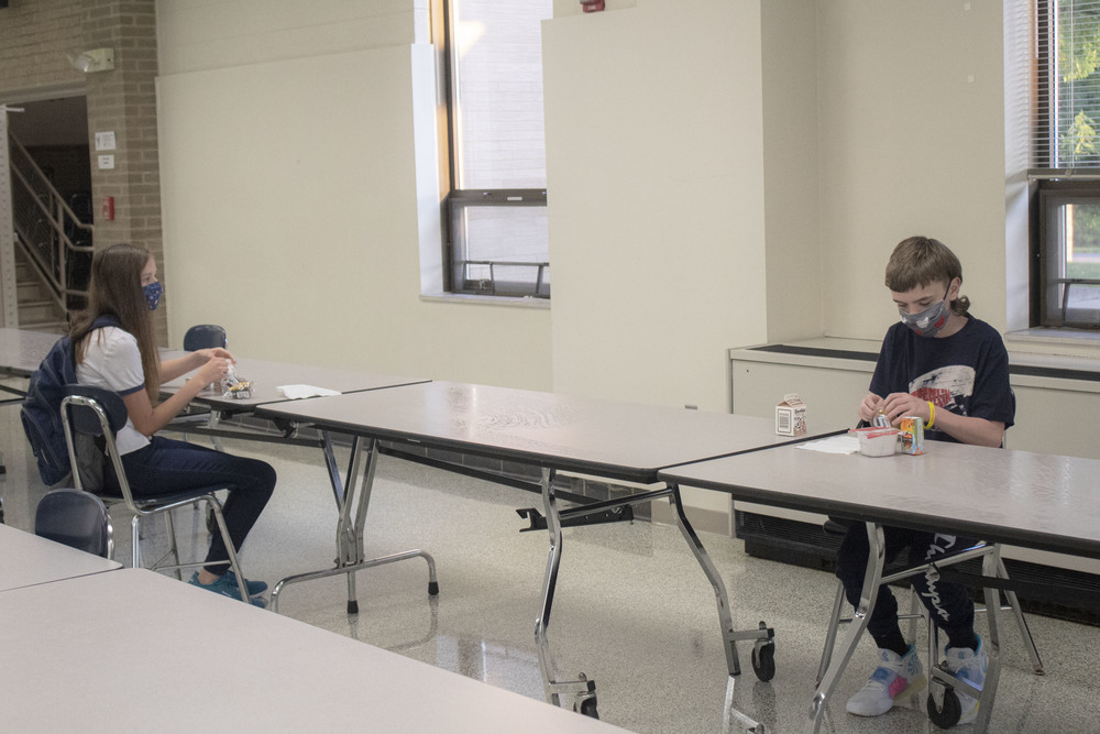 ACS Takes Extra Precautions During Meal Distribution