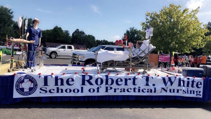 Robert T White float wins Chamber of Commerce Award in the Carnation Grand Parade