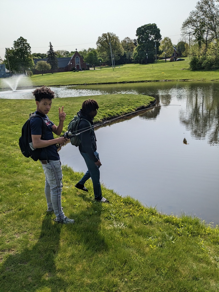 AHS students fishing